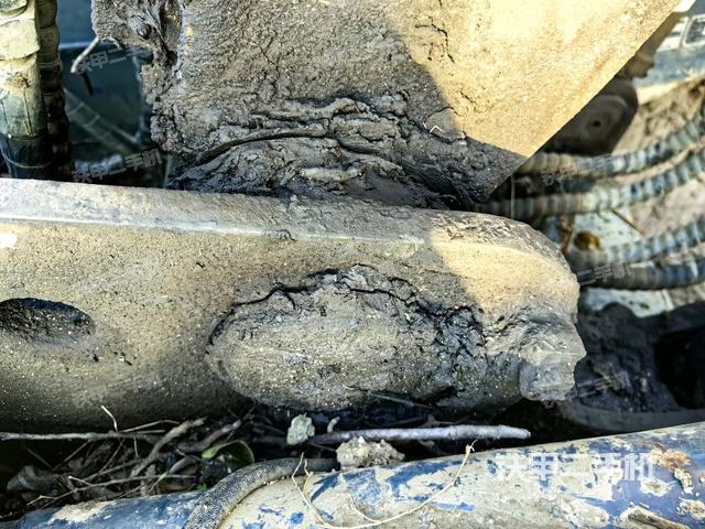 大臂根部 斜视（工作和回转装置）