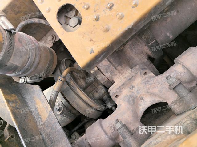 氣門室蓋螺絲特寫(上車部件) 氣門室蓋螺絲特寫(上車部件)