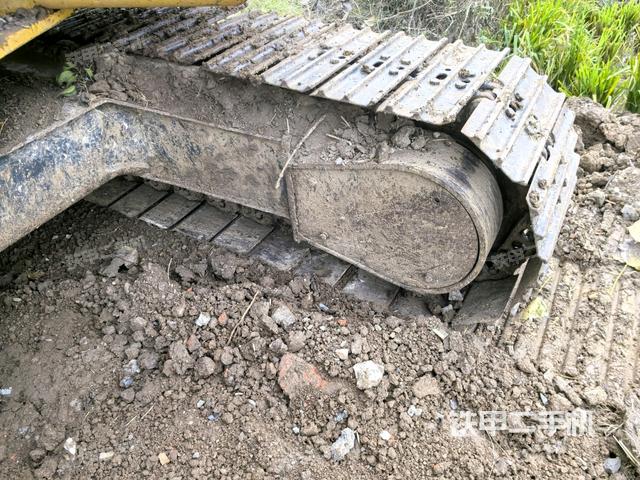 右侧行走马达盖板（行走机构）