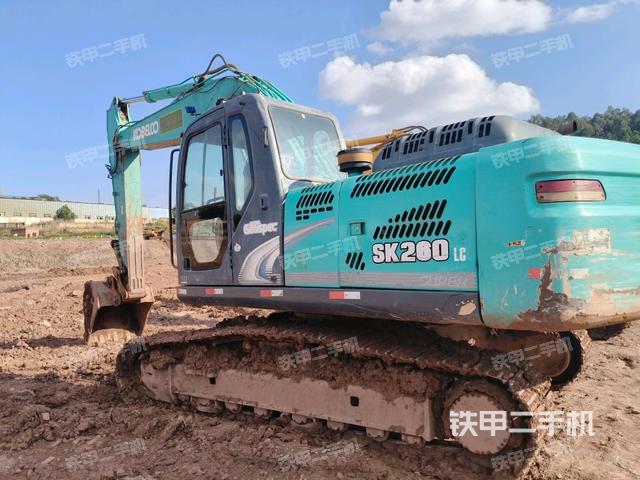 神鋼SK250-8挖掘機(jī)