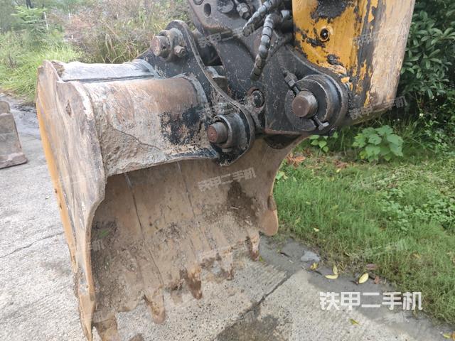 鏟斗右后整體（工作和回轉裝置）