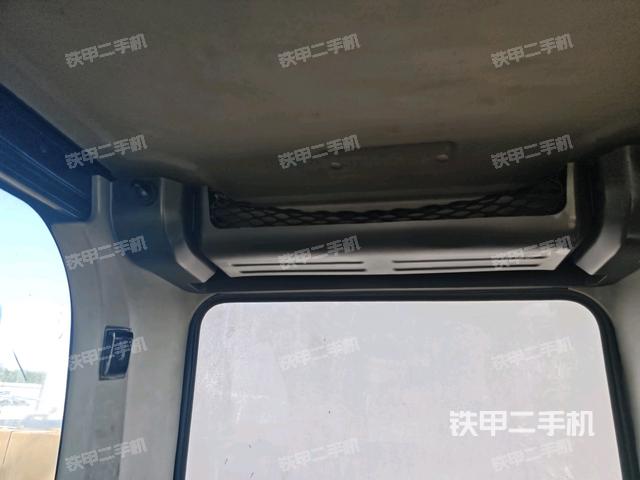 座椅后部(驾驶室部分) 座椅后部(驾驶室部分)