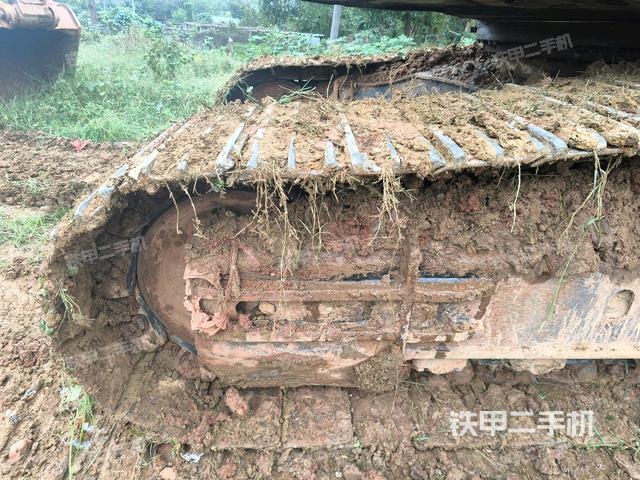 右侧履带整体（行走机构）