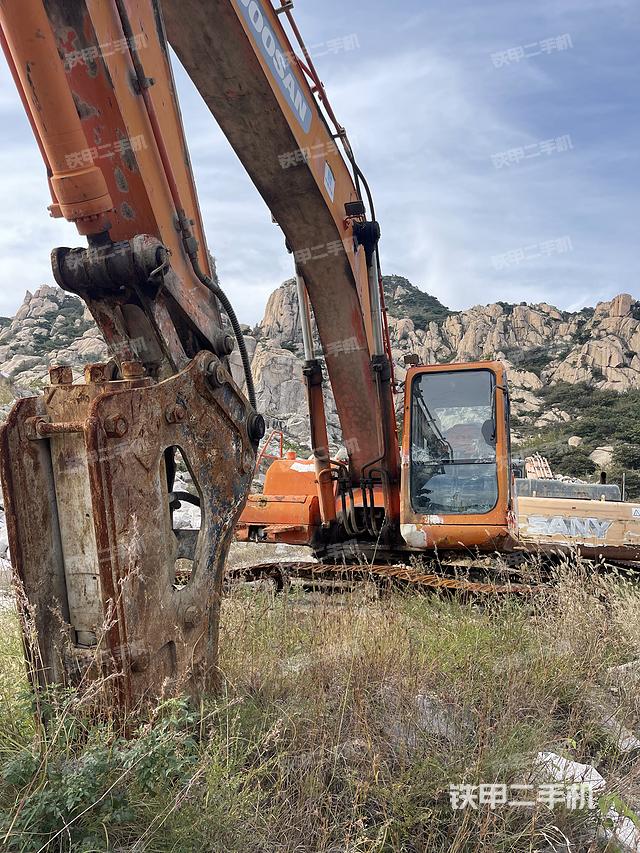 斗山DH300-5挖掘機(jī)