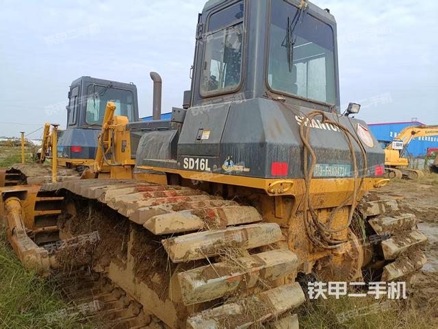 整機右側(設備外觀及核心部件) 整機右側(設備外觀及核心部件)