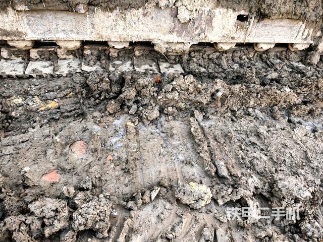 左侧履带整体 （行走机构）