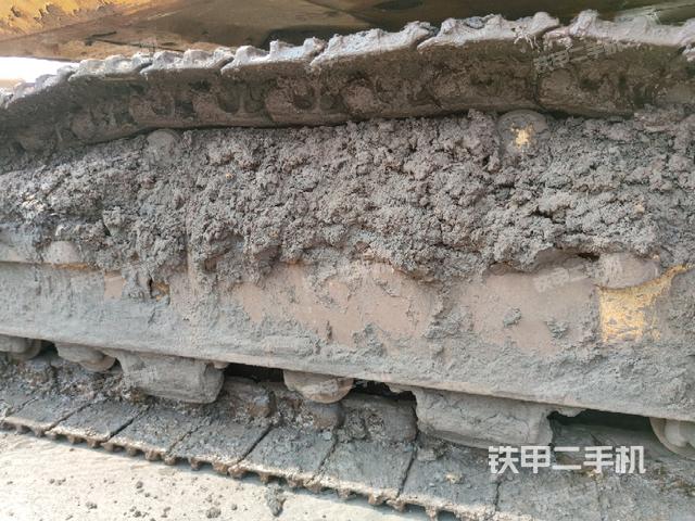 左侧行走马达盖板（行走机构）