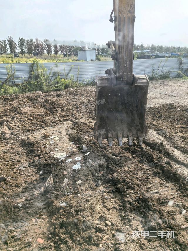 駕駛室左后45度（駕駛室部分）