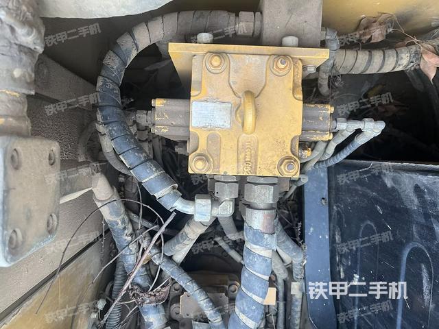 分配阀(上车部件) 分配阀(上车部件)