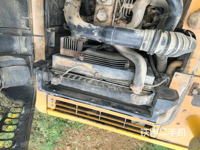 气门室盖螺丝特写（上车部件）