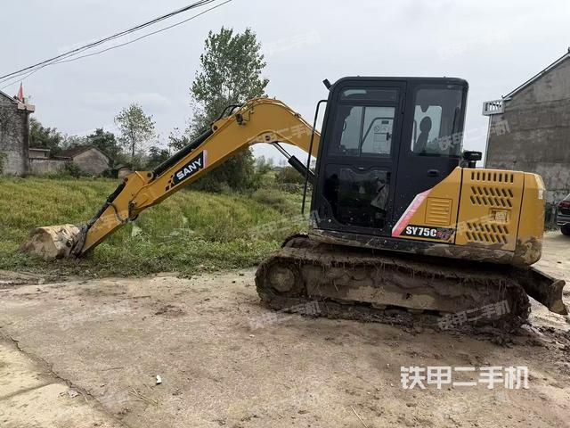 三一重工SY75C-10挖掘機(jī)
