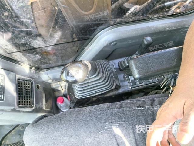 显示屏 （驾驶室部分）