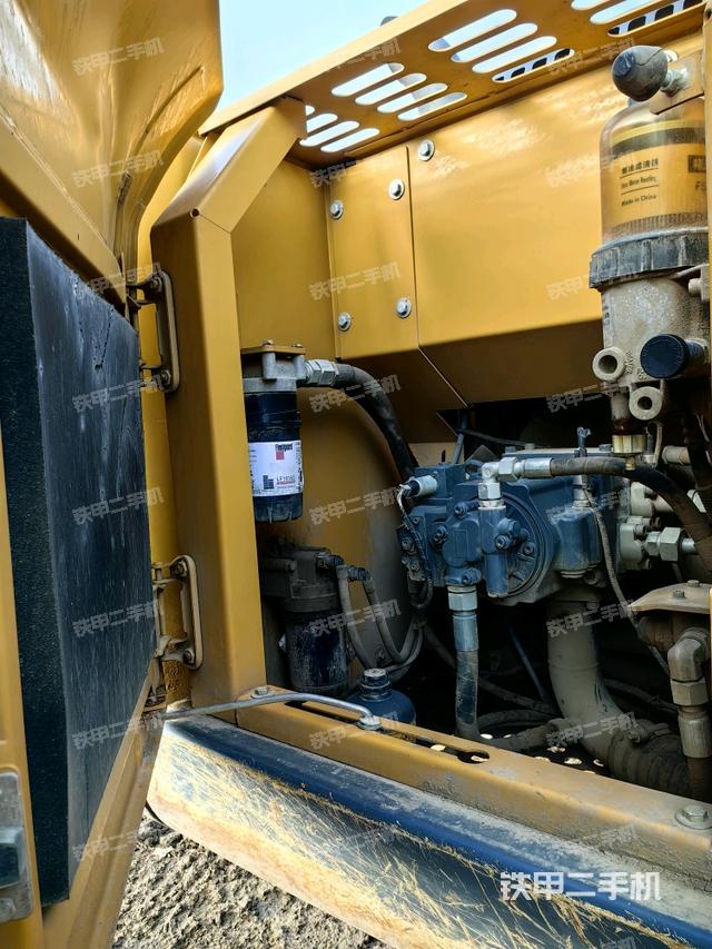 液压泵室（大件舱室）