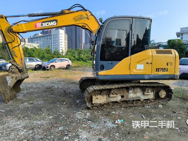 徐工XE75DA挖掘机