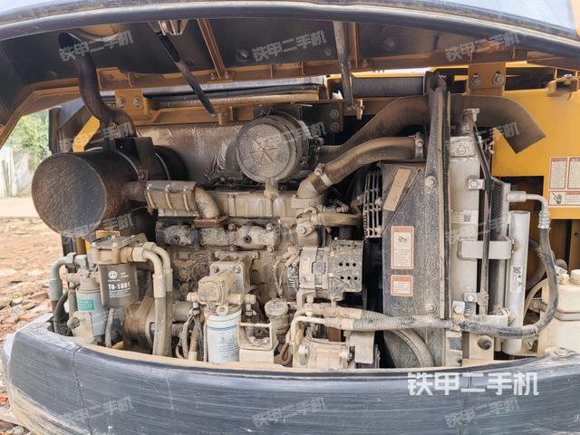 發(fā)動(dòng)機(jī)整體俯視(整機(jī)外觀) 發(fā)動(dòng)機(jī)整體俯視(整機(jī)外觀)