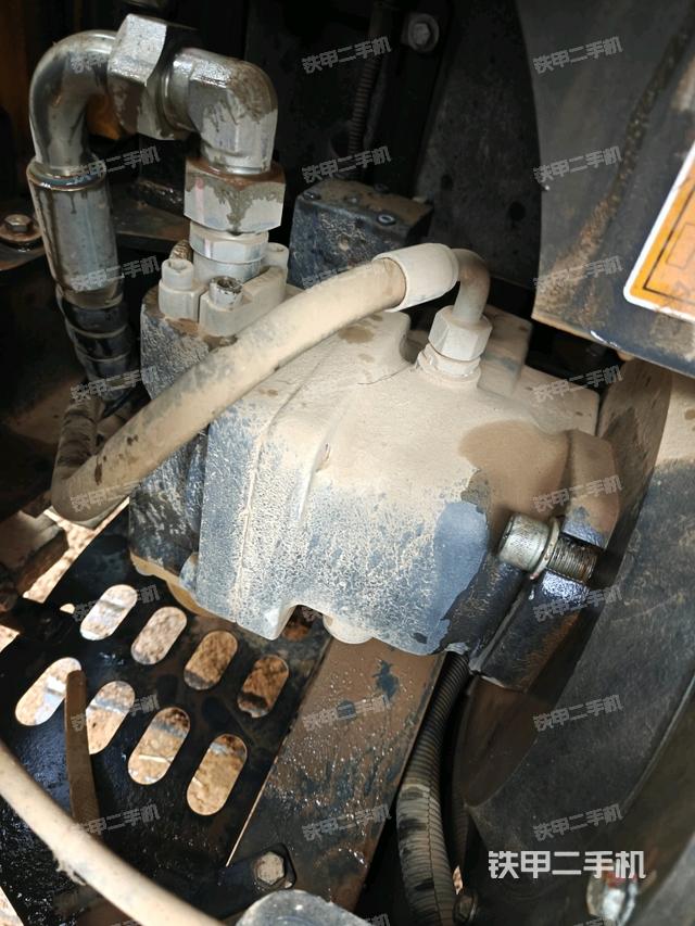 液压泵室（大件舱室）