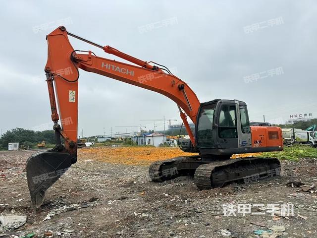 整機(jī)右后45°(整機(jī)外觀) 整機(jī)右后45°(整機(jī)外觀)