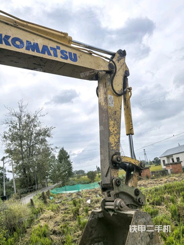 铲斗右后整体（工作和回转装置）