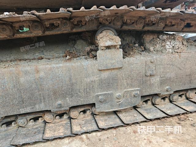 右侧履带整体 （行走机构）