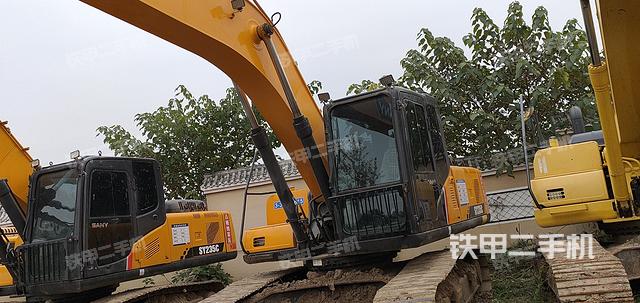 三一重工SY235C挖掘機(jī)
