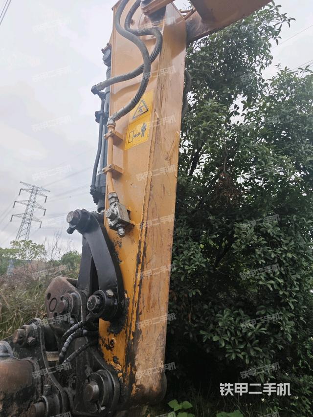 小臂整體左后（工作和回轉裝置）