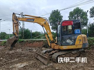 雷沃重工FR60E挖掘机实拍图片