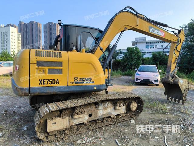 整機(jī)右后45°(整機(jī)外觀) 整機(jī)右后45°(整機(jī)外觀)