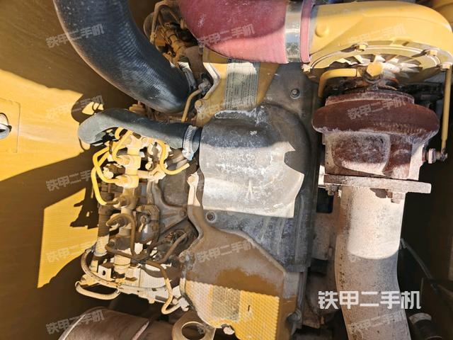 发动机室(上车部件) 发动机室(上车部件)