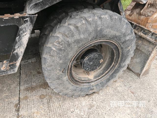 左驅動輪（行走機構）