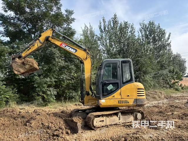徐工XE65D挖掘機(jī)