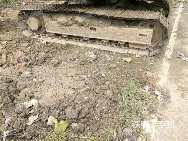 左侧履带整体 （行走机构）