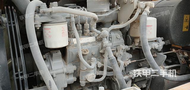 發(fā)動機整體俯視(整機外觀) 發(fā)動機整體俯視(整機外觀)