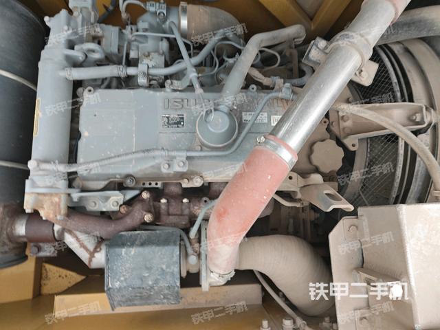 氣門室蓋螺絲特寫（上車部件）