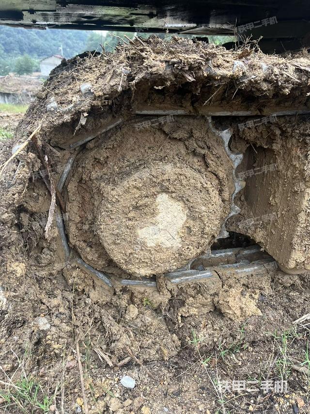 右驱动轮(行走机构) 右驱动轮(行走机构)