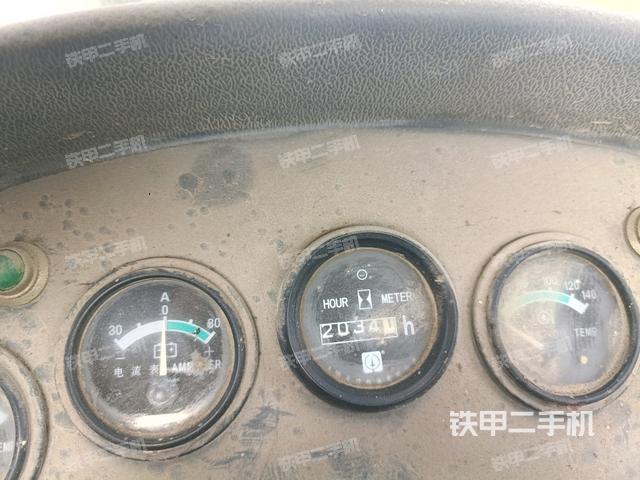 駕駛室操作臺(整機外觀及大件) 駕駛室操作臺(整機外觀及大件)