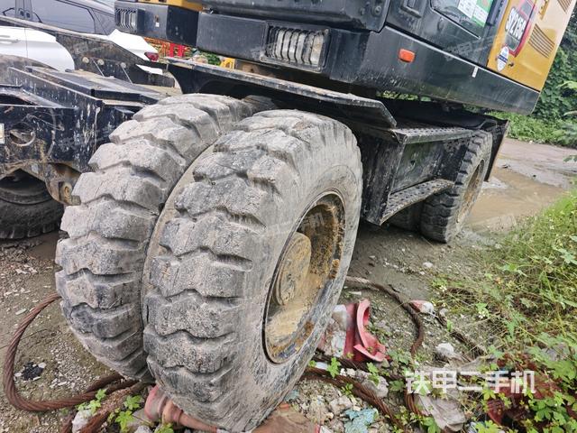 右侧履带整体（行走机构）