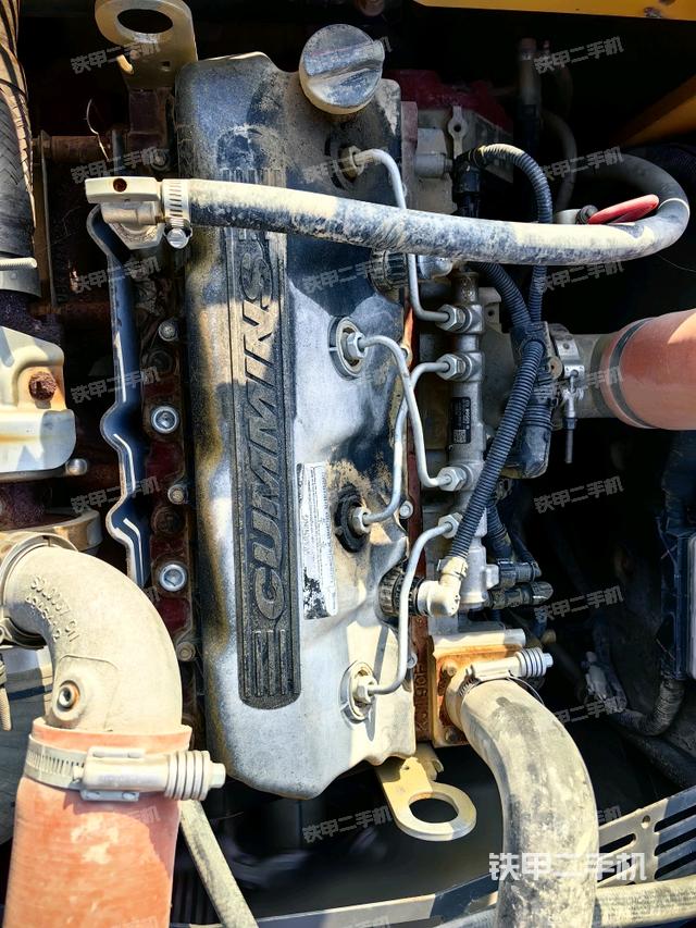 发动机室（上车部件）