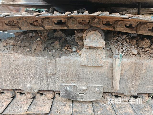 左侧履带整体 （行走机构）