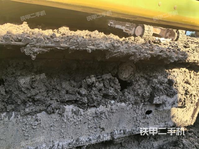 左側(cè)履帶整體?(行走機(jī)構(gòu)) 左側(cè)履帶整體?(行走機(jī)構(gòu))