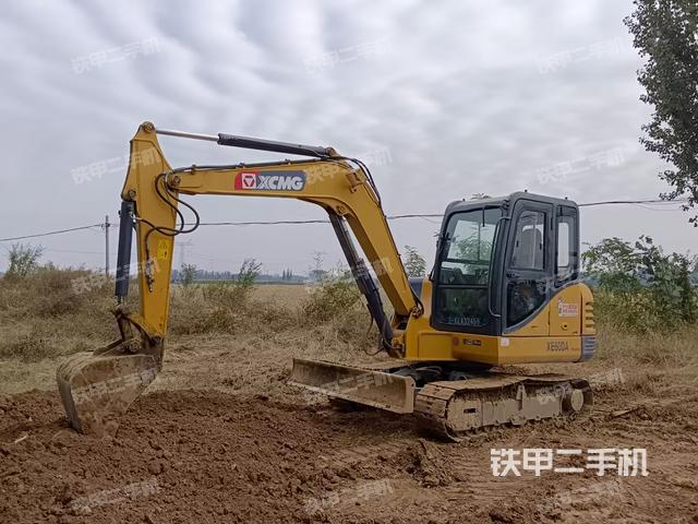 徐工XE60DA挖掘機(jī)