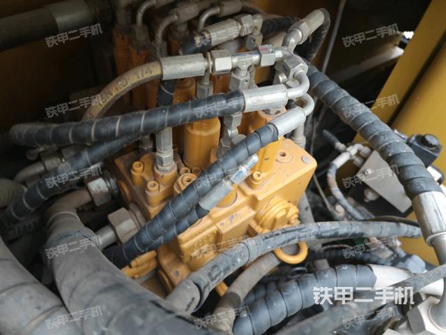 分配閥（上車部件）