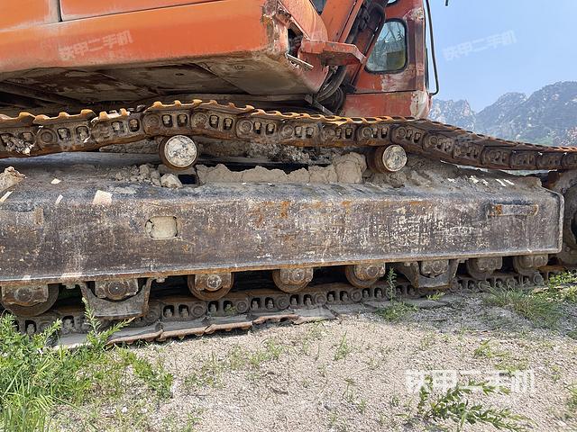 单侧履带整体（整机外观）