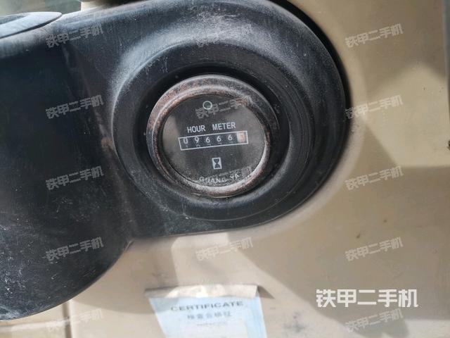 座椅后部(駕駛室部分) 座椅后部(駕駛室部分)