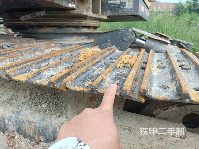 單側履帶整體(整機外觀) 單側履帶整體(整機外觀)