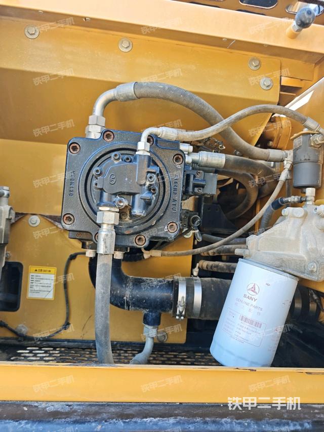 液压泵室（大件舱室）