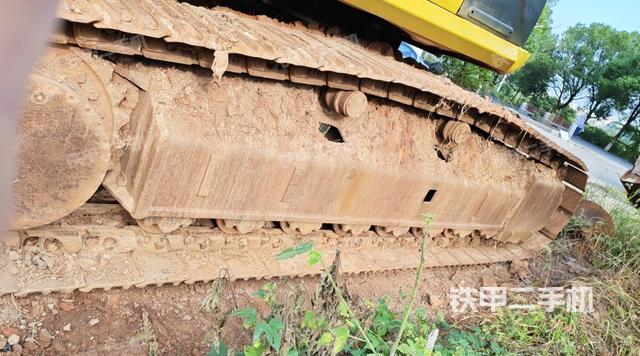 单侧履带整体（整机外观）