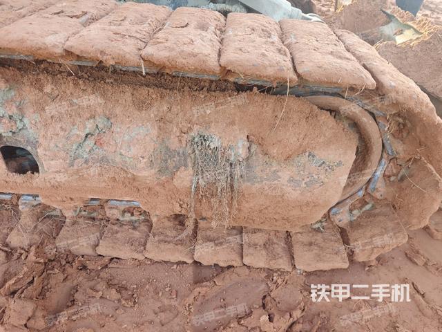 右側(cè)行走馬達(dá)蓋板(行走機(jī)構(gòu)) 右側(cè)行走馬達(dá)蓋板(行走機(jī)構(gòu))