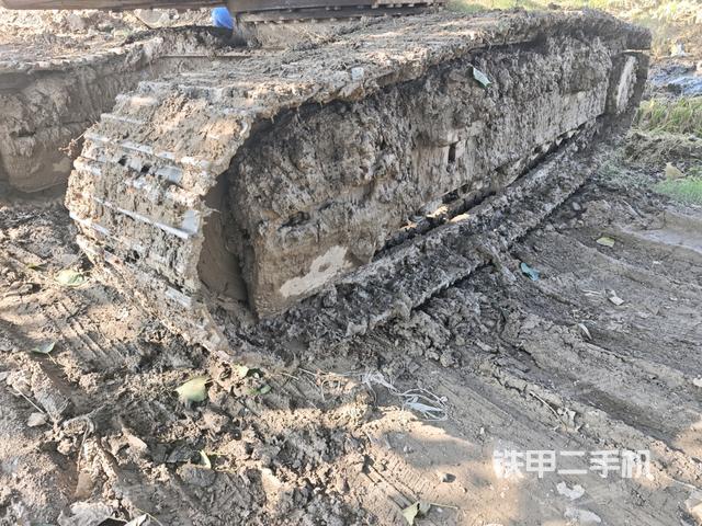 左侧履带整体 （行走机构）