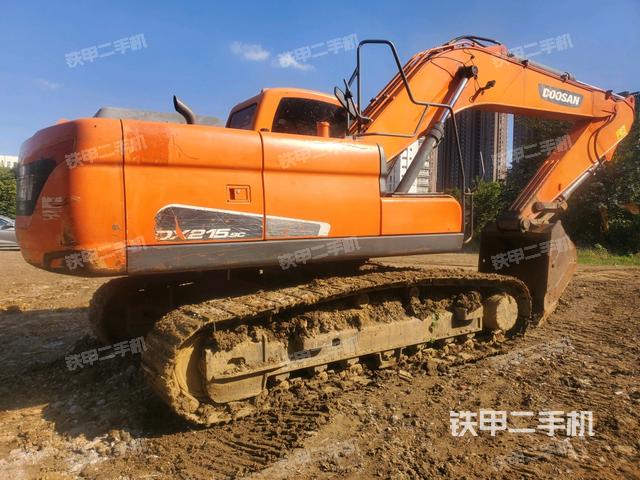 右后45(整機(jī)外觀) 右后45(整機(jī)外觀)