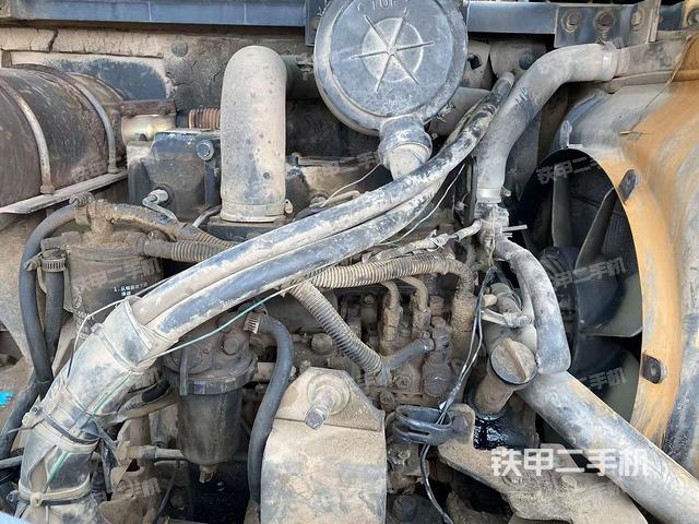 發(fā)動(dòng)機(jī)整體俯視(整機(jī)外觀) 發(fā)動(dòng)機(jī)整體俯視(整機(jī)外觀)
